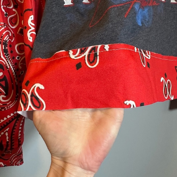 Clay walker sweatshirt upcycle bandana pattern red - Picture 4 of 7
